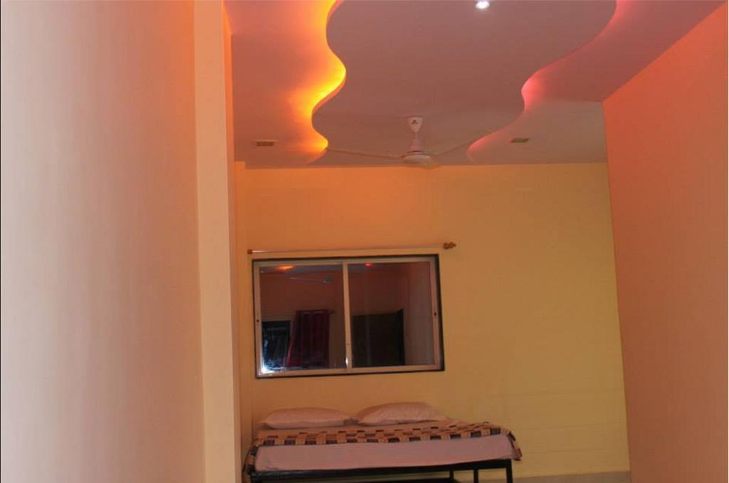 Strawberry Hills Resort Panchgani Exterior photo
